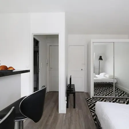 Apartament Studio Tout Equipe Proche Arc De Triomphe - 2p Paryż